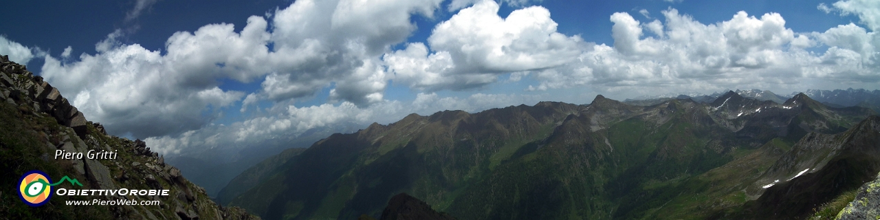 91 Panoramica verso la costiera est della Val Lunga .jpg